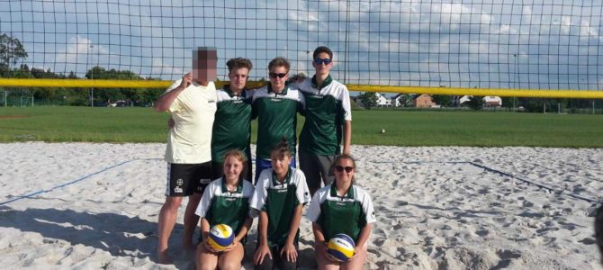 Herzlichen Glückwunsch unseren erfolgreichen Beachvolleyball-Spielern Herzlichen Glückwunsch unseren erfolgreichen Beachvolleyball-Spielern